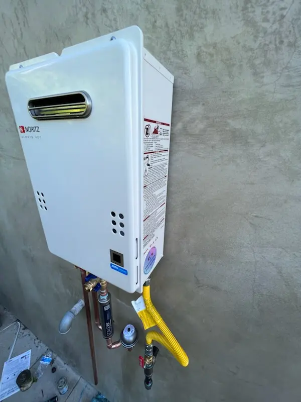Tankless water heater installation for Manor Springs homes